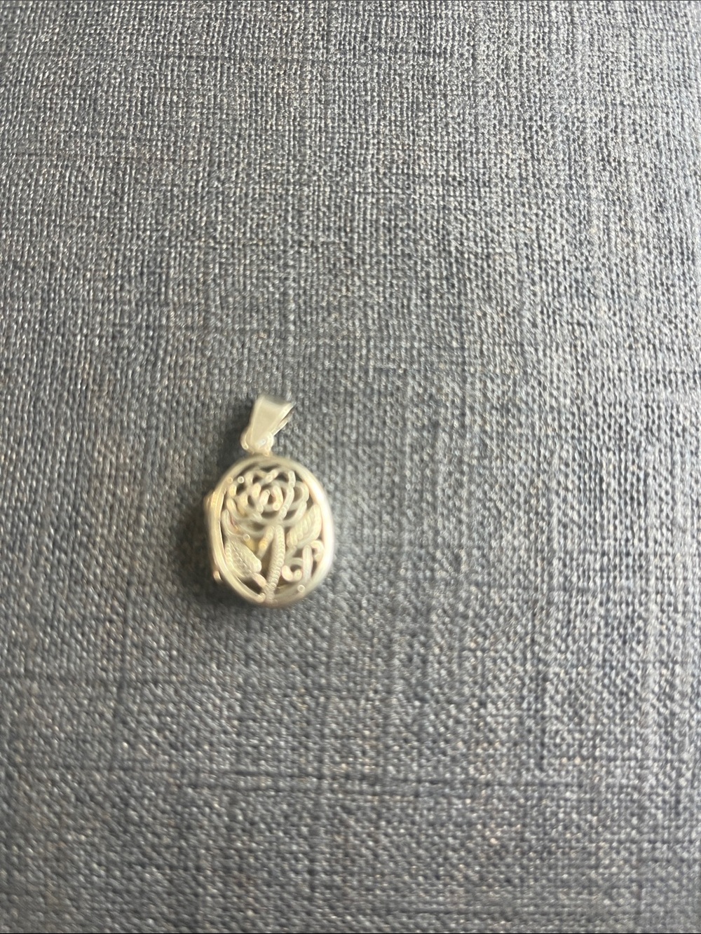 Gold tone Flower Filigree Locket Pendant Necklace